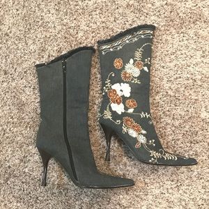 Floral boots